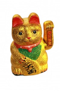 ΧΡΥΣΗ ΤΥΧΕΡΗ ΓΑΤΑ MANEKI NEKO ΣΕ MEDIUM 18 ΕΚ ΜΕΓΕΘΟΣ 