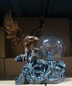 Μαγική μπάλα πλάσματος Γοτθική μεσαίωνα EAGLE OR CROW Επιτραπέζια λάμπα με PLASMA BALL 22 CM KD6691